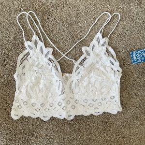 NWT Free People Adella lace bralette in white
